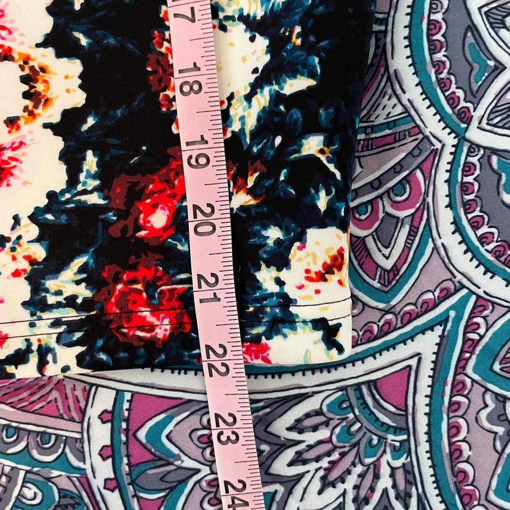 Piperlime The Fifth Kaleidoscope Printed Skirt - Picture 10 of 10